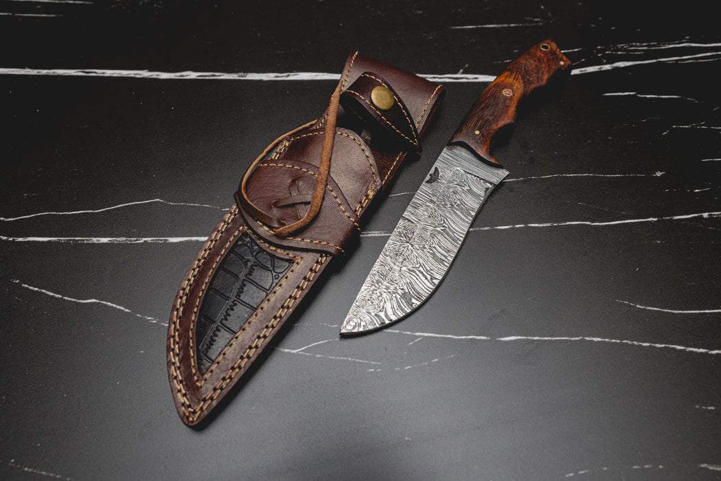 Wilderness Guardian – Handcrafted Damascus Hunting Knife with Rosewood Handle, 9.5" Fixed Blade with Premium Sheath