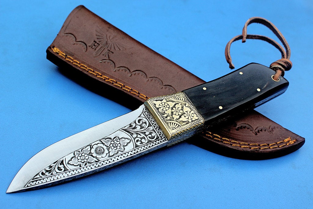 HTK - 279 Hand Engraved Knife/ Skinner / Hunting / Camping / Hand Made / Custom /Buffalo Horn  Handle / 440C Steel