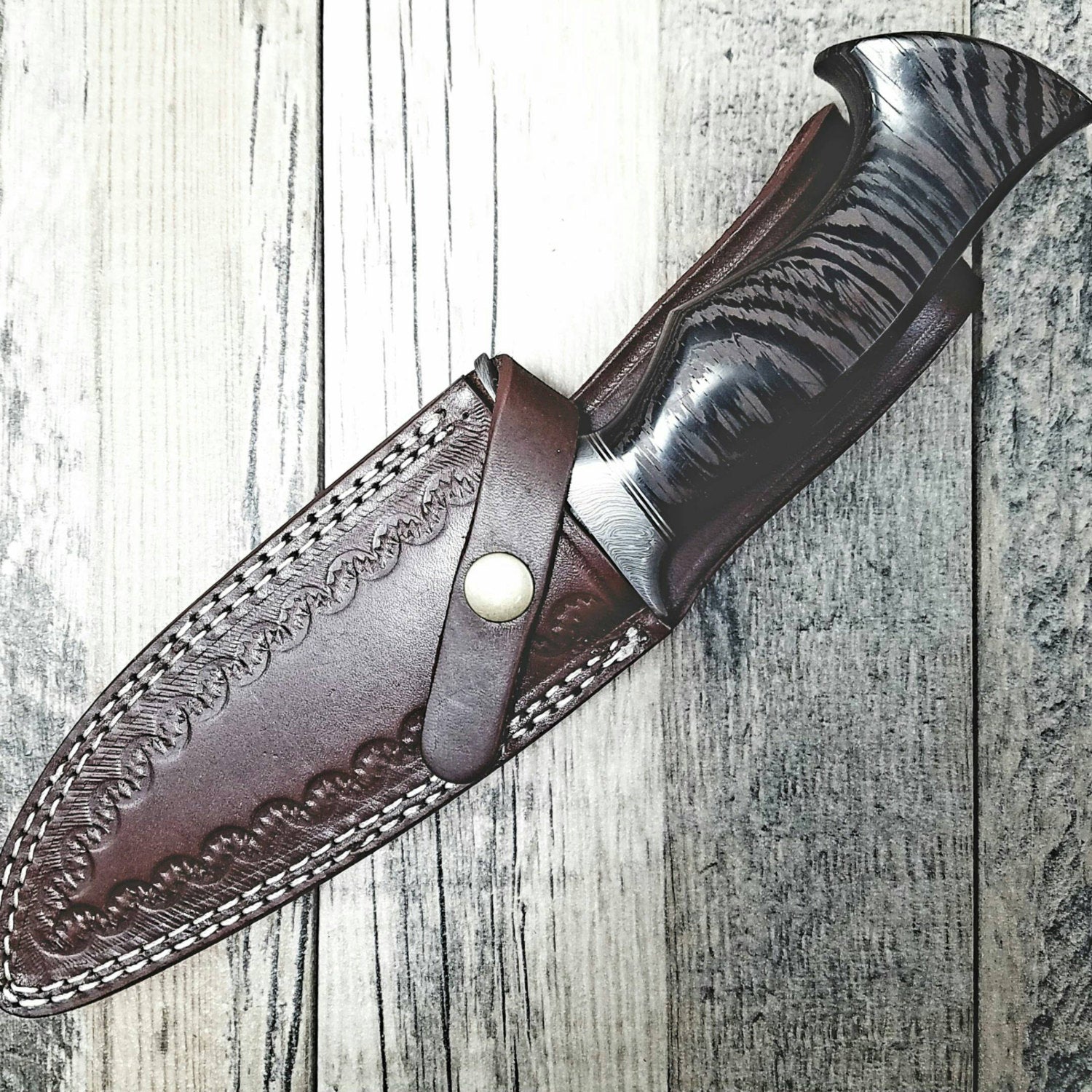 HTS-7 Damascus FEATHER Bowie // Custom // WENGE Wood Handle Amazing grains // Damascus Fittings / Feather Forged Pattern // Camp // Hunting - HomeTown Knives