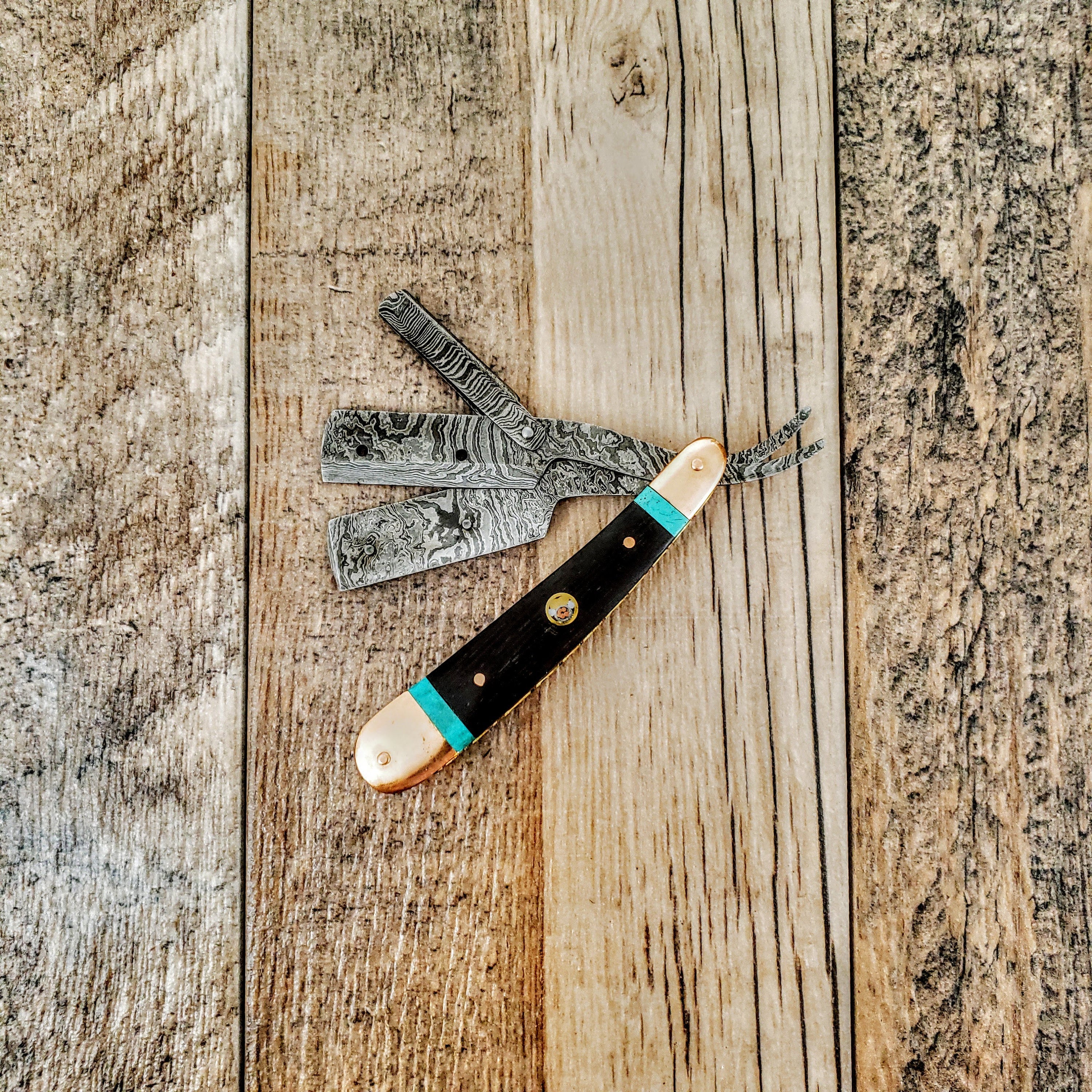 HTRR2 // Replaceable Blade Damascus Straight Razor // Close Shave // UNIQUE Handmade // Custom //  Turquoise + Wenge + Copper Scales